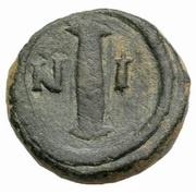 10 Nummi - Justinian I Nicomedia; Type N I I, Byzantine states, 527-556 reverse image
