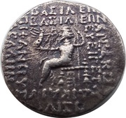 Tetradrachm - temp. Tiridate I under Phraates IV Sellwood Type 55.3-4-5-6 - King seated left on throne type - Seleucia, Persian Empires, 27 BC reverse image