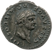 Quinarius - Domitian VICTORIA AVGVSTI; Victory obverse image