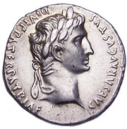 Denarius - Augustus, Gaius Caesar, and Lucius Caesar C L CAESARES AVGVSTI F COS DESIG PRINC IVVENT obverse image